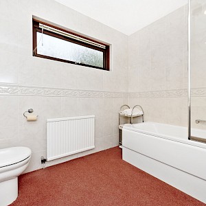 36 Charles Way, Limekilns, KY11 3LH