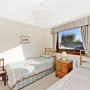 36 Charles Way, Limekilns, KY11 3LH