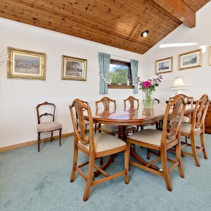 36 Charles Way, Limekilns, KY11 3LH