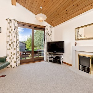 36 Charles Way, Limekilns, KY11 3LH