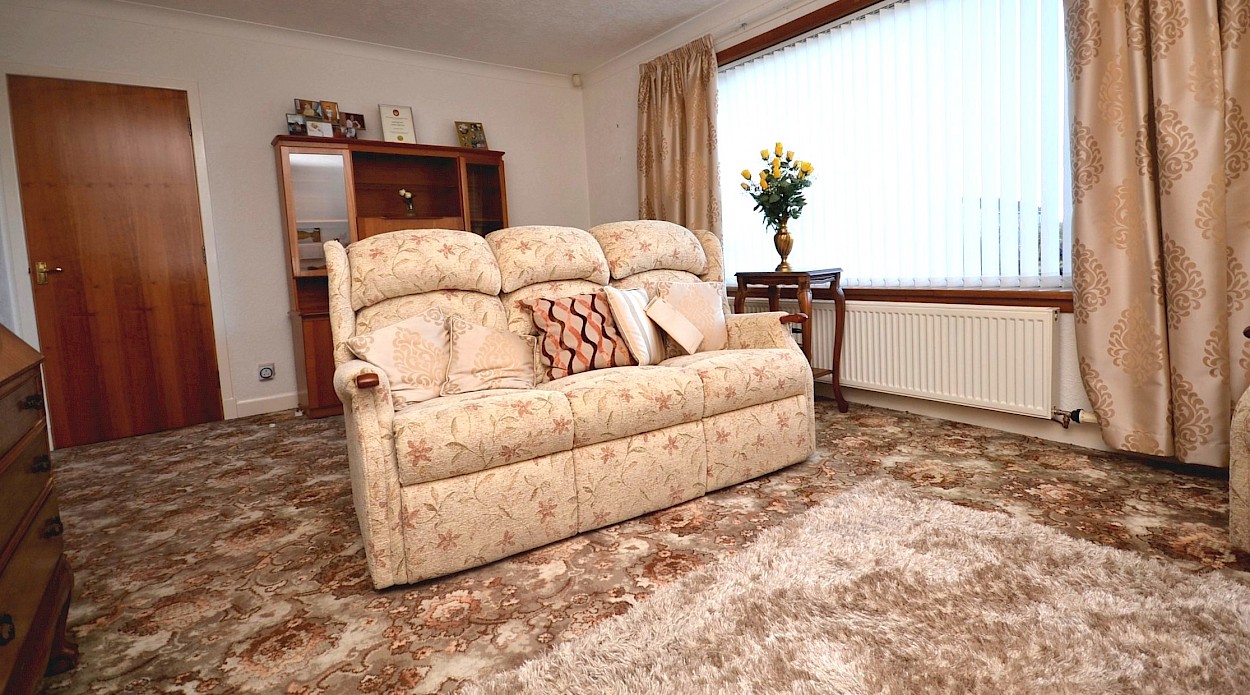 31 Glenfield Road, Cowdenbeath, KY4 9EP