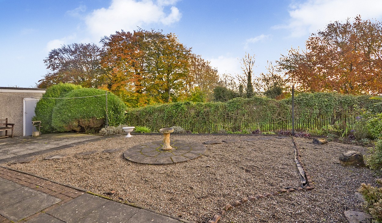 31 Glenfield Road, Cowdenbeath, KY4 9EP