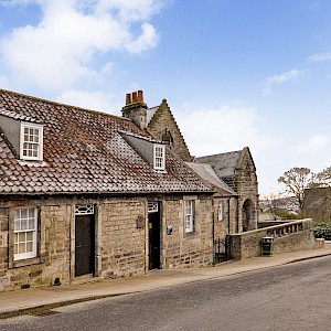 98M St Margaret Street, Dunfermline, KY12 7PH