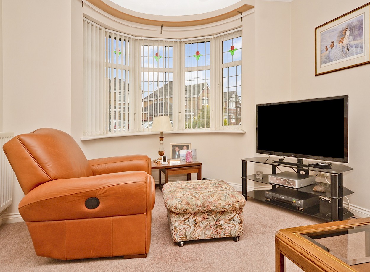 132 Dover Park, Dunfermline, KY11 8HX