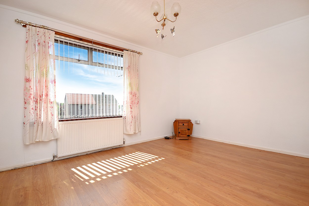 16 Wedderburn Place, Dunfermline, KY11 4PJ