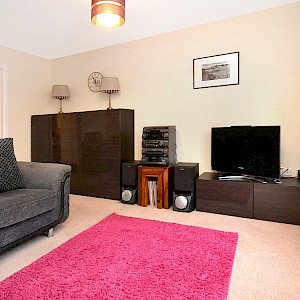 42 Lady Campbells Court, Dunfermline, KY12 0LJ
