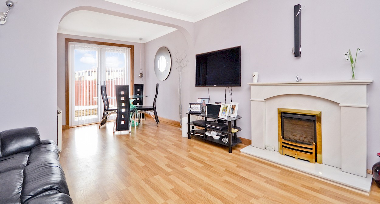 92 South Knowe, Crossgates, KY4 8AW