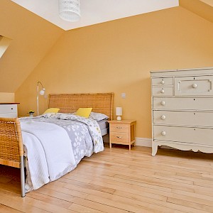 15 Muir Road, Townhill KY12 0EG