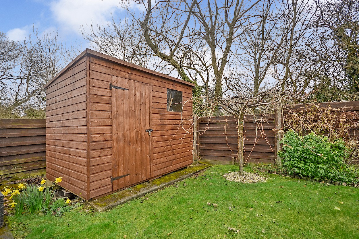 11 Holly Crescent, Dunfermline, KY11 8BY