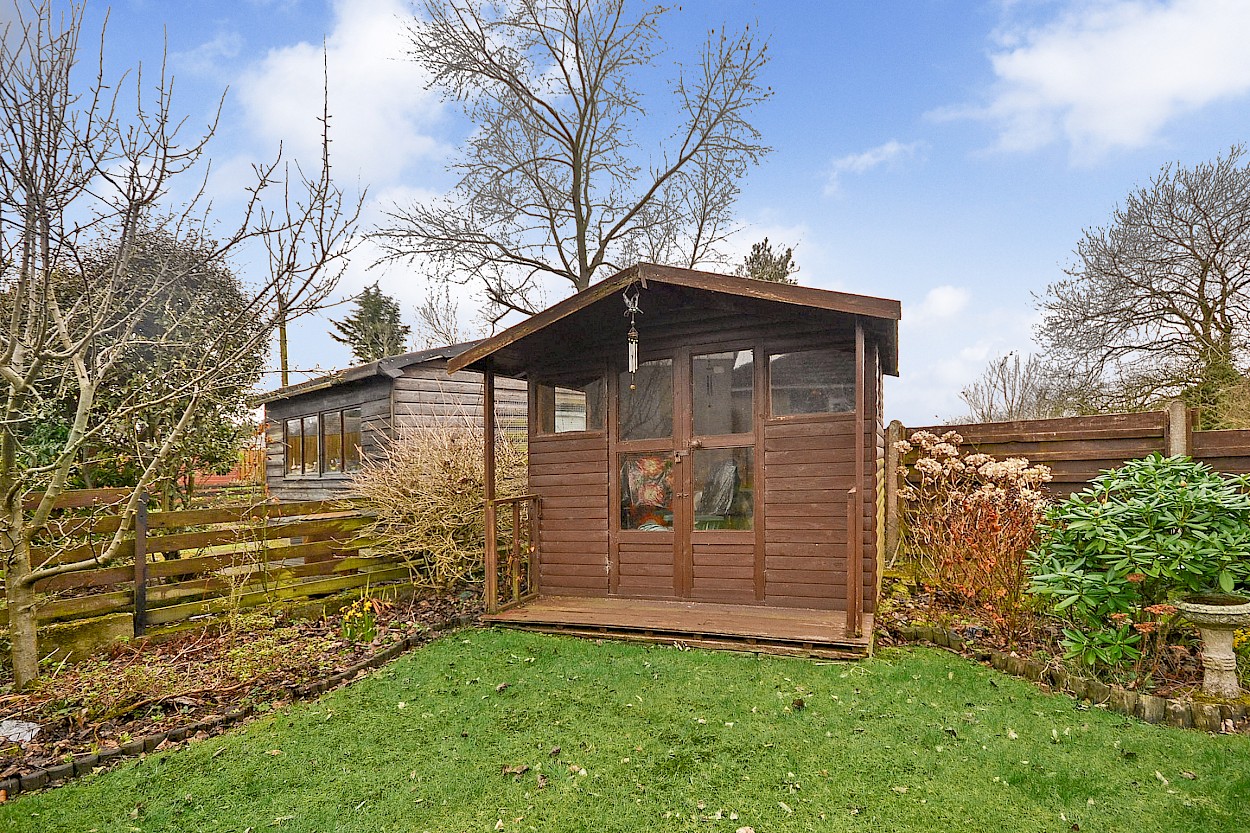 11 Holly Crescent, Dunfermline, KY11 8BY