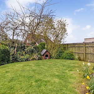 1 Pitdinnie Road, Cairneyhill, KY12 8RE