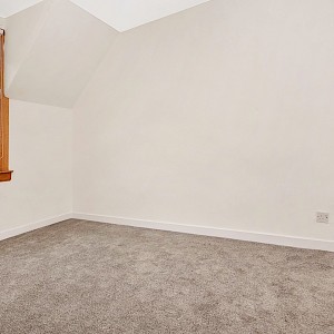 16 Backmarch Road, Rosyth, KY11 2RQ