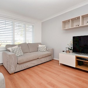 25 Kings Drive, Dunfermline, KY11 8HY