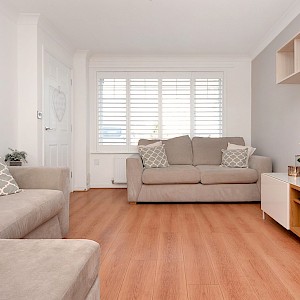 25 Kings Drive, Dunfermline, KY11 8HY