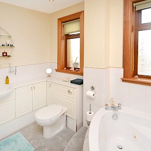 34 Bellyeoman Road, Dunfermline, KY12 0BB