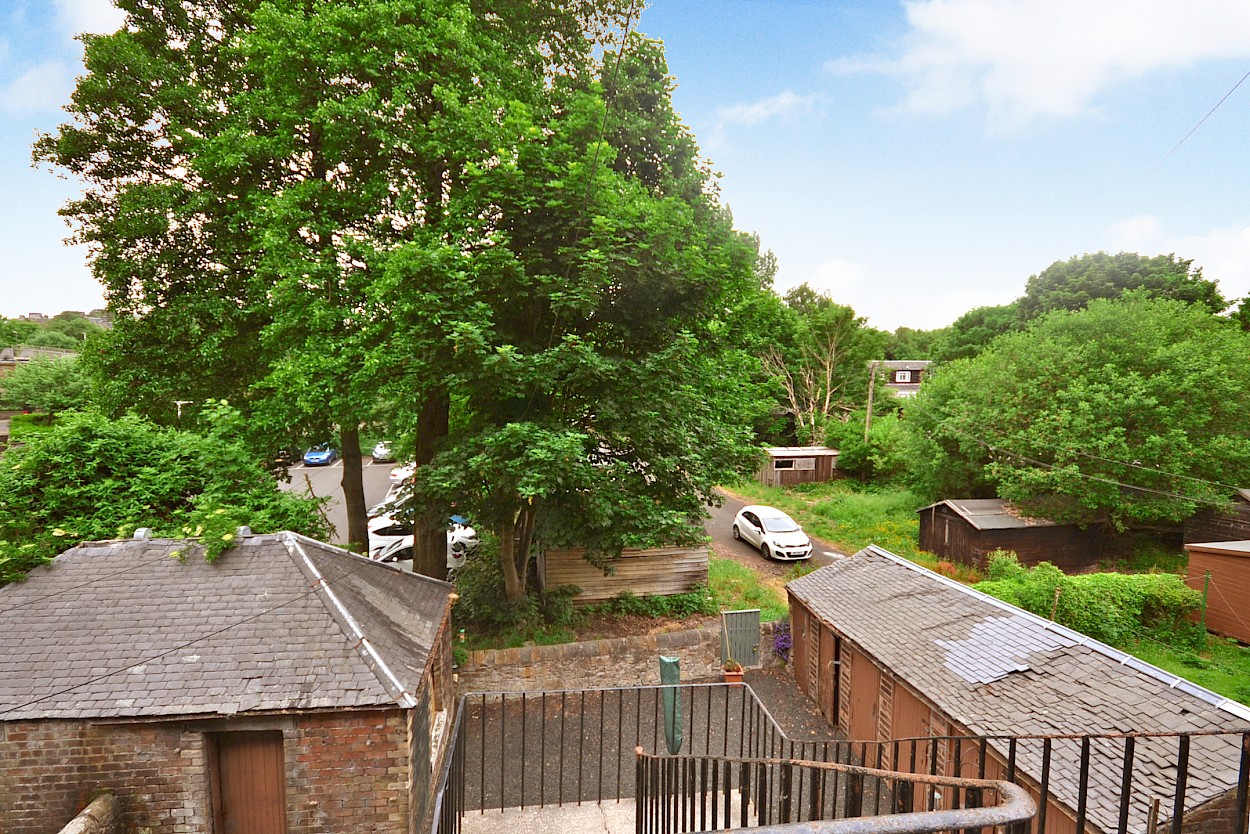 12b Brucefield Avenue, Dunfermline, KY12 4SX