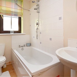 Ground floor flat, 132 Grieve Street, Dunfermline, KY12 8DW