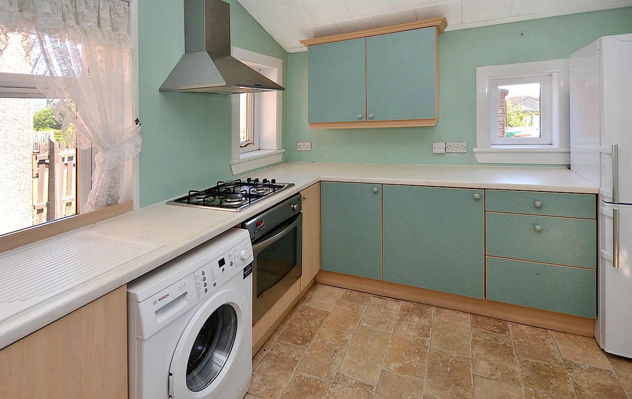 296 Main Street, Kelty, KY4 0BB