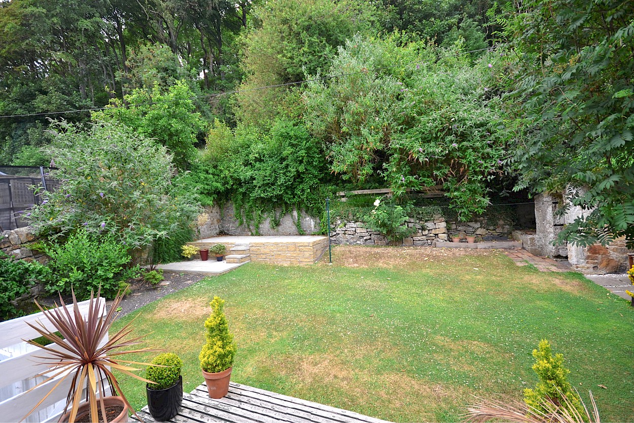 15 Halketts Hall, Limekilns, KY11 3HJ