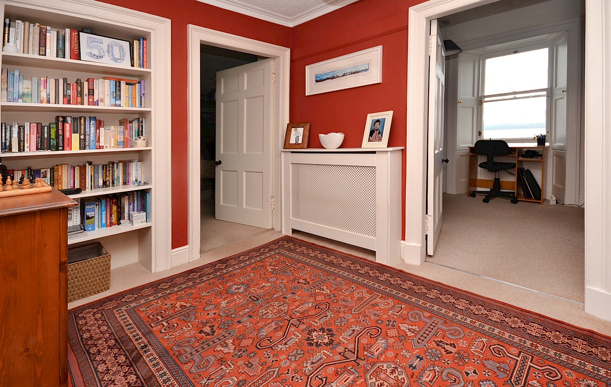 15 Halketts Hall, Limekilns, KY11 3HJ