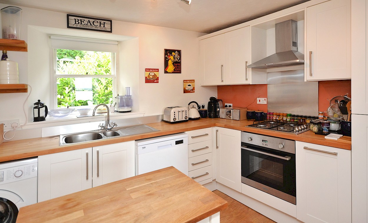 15 Halketts Hall, Limekilns, KY11 3HJ