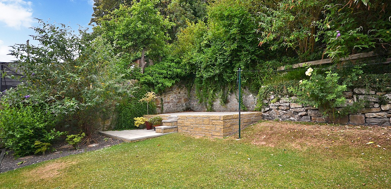 15 Halketts Hall, Limekilns, KY11 3HJ