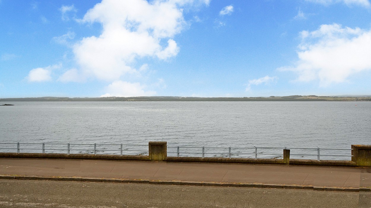 15 Halketts Hall, Limekilns, KY11 3HJ