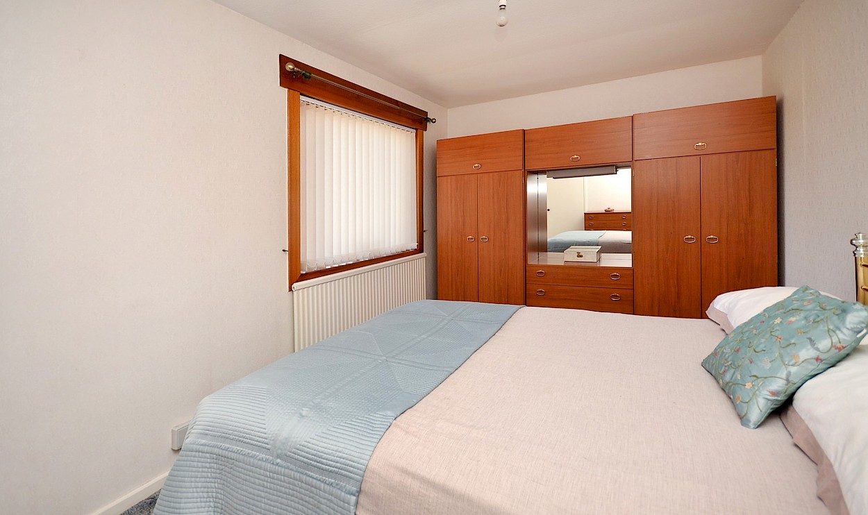 31 Manse Road, Crossgates, KY4 8DB