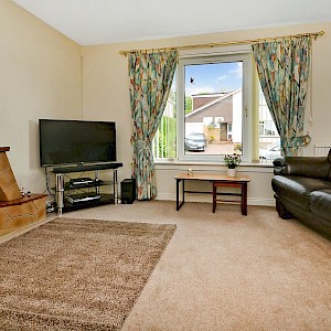 5 Ardeer Place, Dunfermline, KY11 4YX