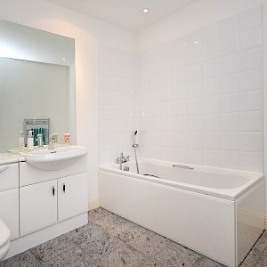 21 St Leonards Hill Apartments, Dunfermline, KY11 3AH