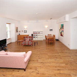 21 St Leonards Hill Apartments, Dunfermline, KY11 3AH