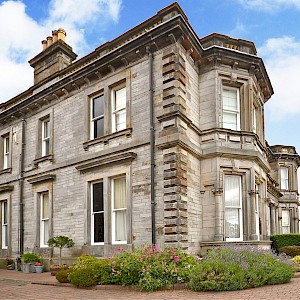 21 St Leonards Hill Apartments, Dunfermline, KY11 3AH