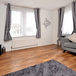 25 Lochleven Road, Lochore, KY5 8DA
