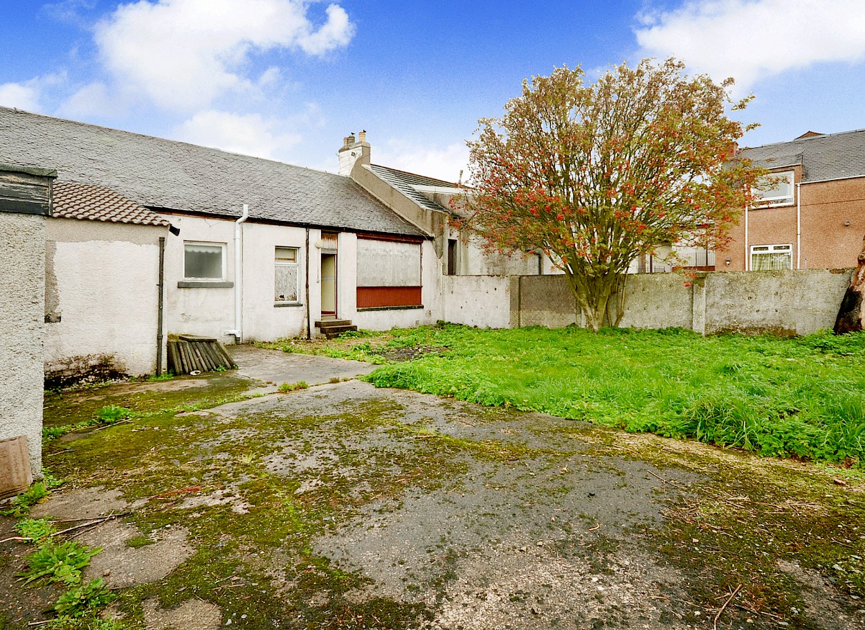 92 Lochleven Road, Lochore, KY5 8DA