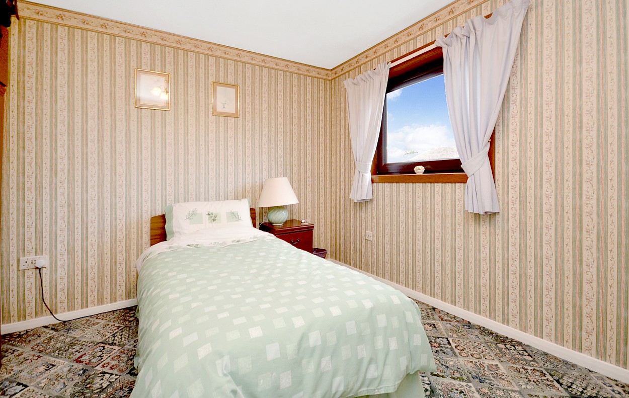 49 Calaisburn Place, Dunfermline, KY11 4RD