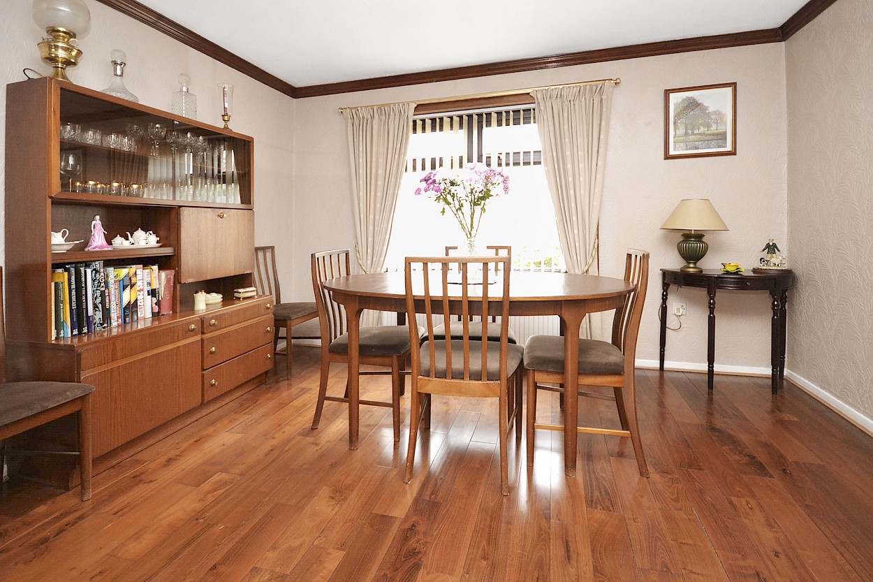 49 Calaisburn Place, Dunfermline, KY11 4RD