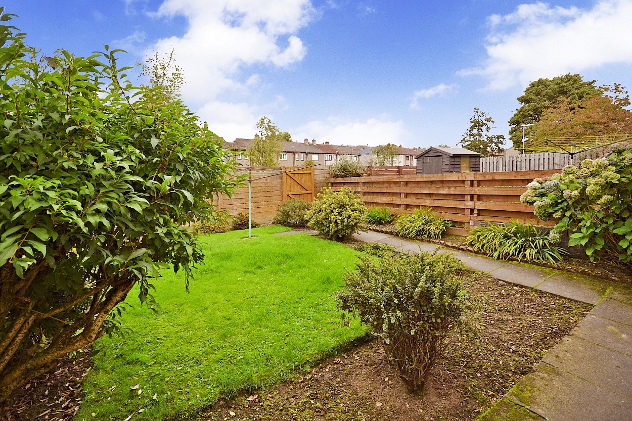 49 Calaisburn Place, Dunfermline, KY11 4RD