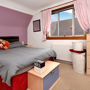 7 Drummormie Road, Cairneyhill, KY12 8RL