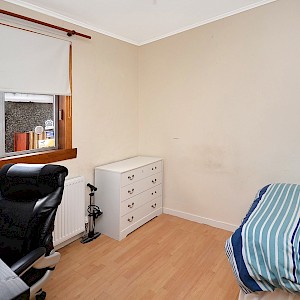7 Drummormie Road, Cairneyhill, KY12 8RL
