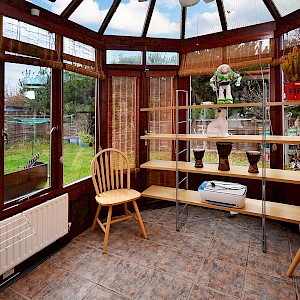 7 Drummormie Road, Cairneyhill, KY12 8RL