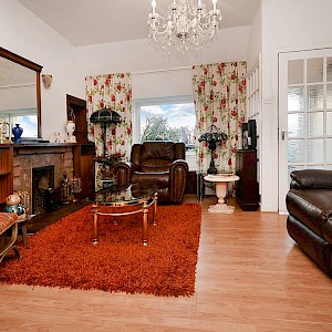 7 North Row, Charlestown, KY11 3EL