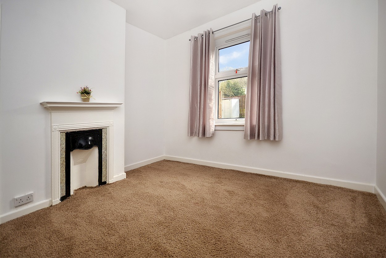 133 Kings Road, Rosyth, KY11 2RX