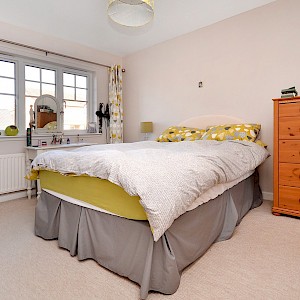 69 Farnell Way, Dunfermline, KY12 0SR