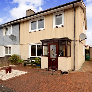 43 Burnside Crescent, Rosyth, KY11 2NS