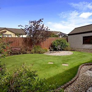 8 Whitefield Neuk, Dunfermline, KY12 0RJ