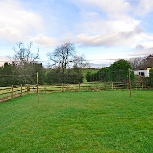 Thistle Daeus, Backmuir of Pitfirrane, Dunfermline, KY12 8QR