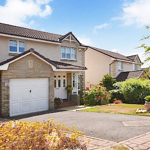 5 Overton Court, Dunfermline, KY11 8TY