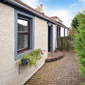 Chattan Cottage, Aberdour Road, Mid Duloch, Dunfermline, KY11 8HW