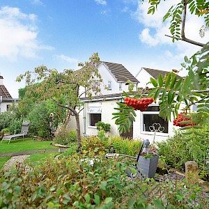 Chattan Cottage, Aberdour Road, Mid Duloch, Dunfermline, KY11 8HW