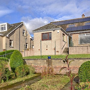 28 Kingseat Road, Dunfermline, KY12 0DD